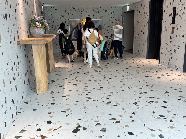 我們家的三天兩夜宜蘭台北行 - Day1~Day2 蟹老闆活海鮮 / 首次入住凱渡廣場酒店 / 凱渡Pelagos晚餐 & 早餐 / 再訪宜蘭傳藝中心