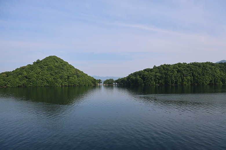 點我看大圖 夏日北海道自由行-洞爺+支笏湖篇(筒倉展望台/有珠山/遊覽船/夏日花火/登別地獄谷/支笏湖/Soul Store湯咖哩)