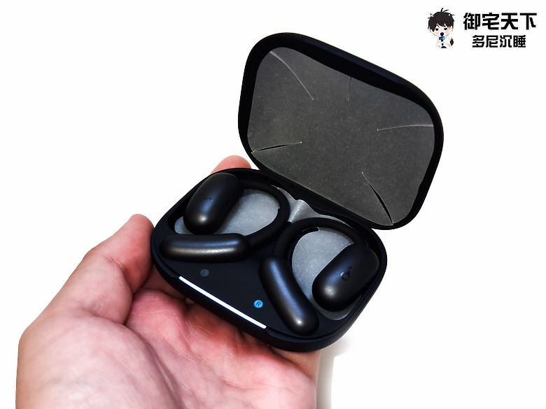 開箱｜soundcore AeroFit 2 AI 開放式藍牙耳機 - 解決不入耳音質問題，有感可入手之作！