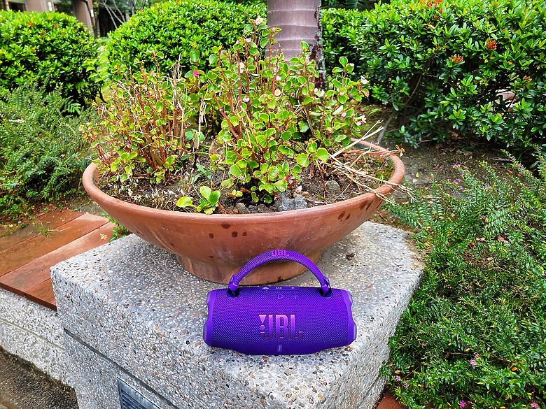 << 你有多"9"沒聽好聲音了? >> JBL Charge 6 藍芽喇叭體驗分享