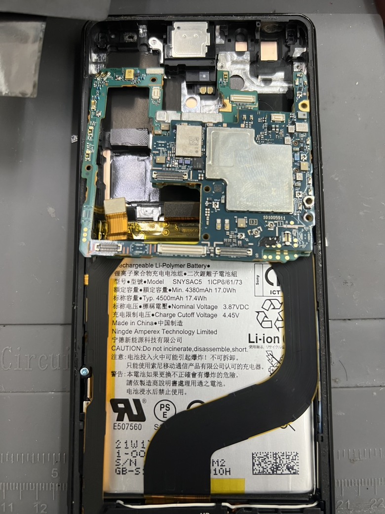 SONY1 III讀不到SIM卡分層處理重啟CPU