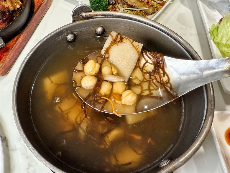素食新境界！創意熱炒Ｘ精緻裝潢，味蕾與心靈的雙重饗宴