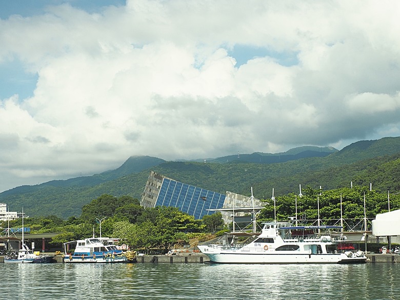 龜山島賞海豚、青蔥農場體驗蔥農生活、享用宜蘭在地無菜單料理 — 讓大腦放空休息一天之員工旅遊