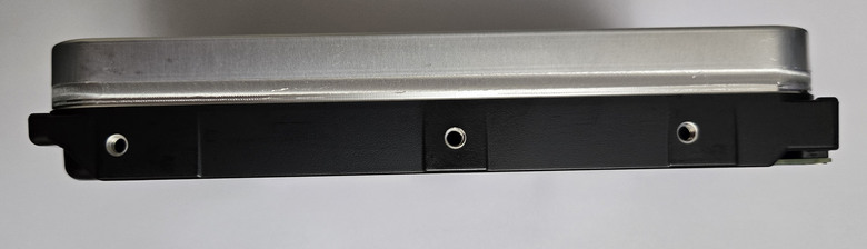 【開箱簡測】Seagate Exos X24 20TB ST20000NM002H 硬碟機效能簡測 (圖多)