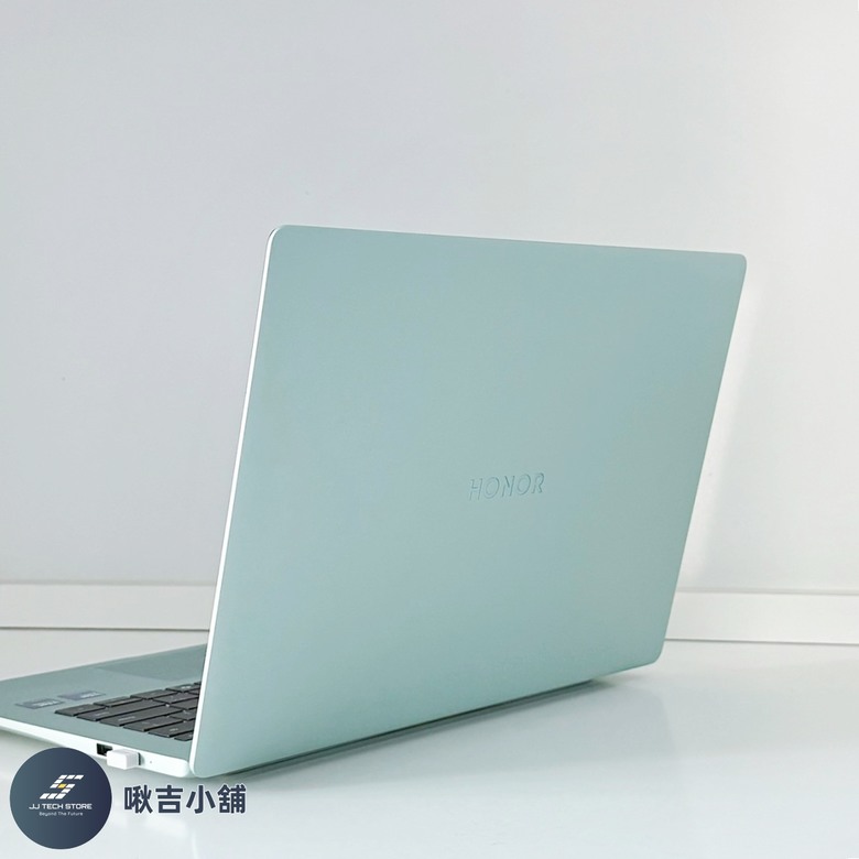 開箱&分享 荣耀Honor MagicBook Pro 14（2025） 🖥️(全實拍及開箱影片)