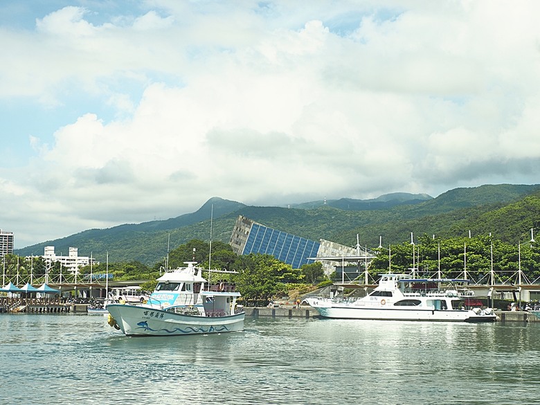 龜山島賞海豚、青蔥農場體驗蔥農生活、享用宜蘭在地無菜單料理 — 讓大腦放空休息一天之員工旅遊