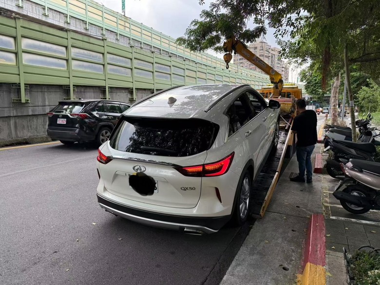 QX50 怠速熄火異常