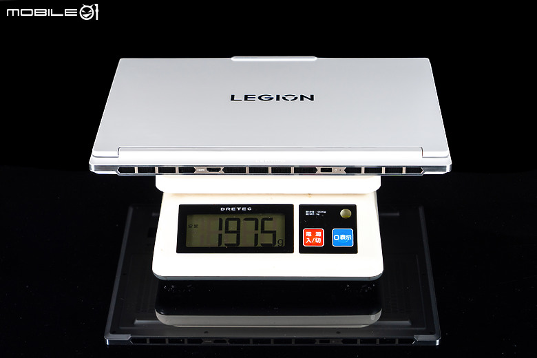 Lenovo Legion 7i (Gen10) 電競筆電｜白色外表藏不住強大戰力！