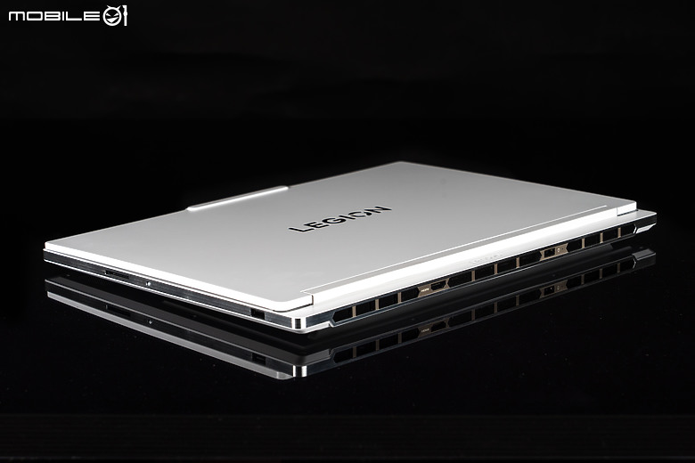 Lenovo Legion 7i (Gen10) 電競筆電｜白色外表藏不住強大戰力！