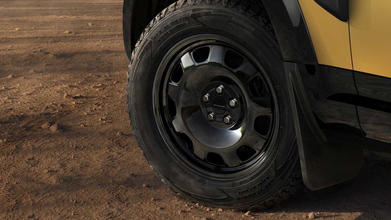 Defender Trophy Edition 限量登場