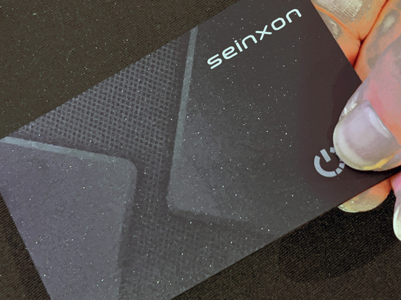 原來跟AirTag差不多的 Seinxon Finder Card 這麼好用喔！尋找鑰匙、皮夾、行李箱，甚至被竊的車子都有可能找回~