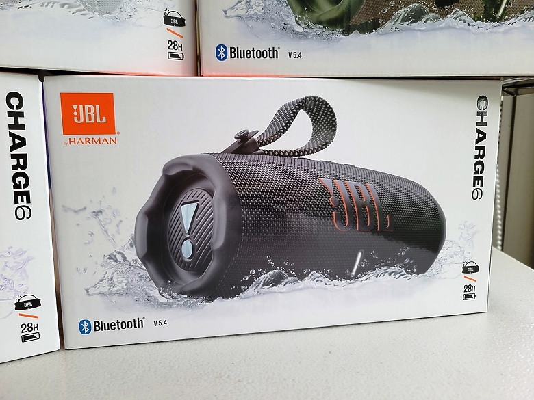<< 你有多"9"沒聽好聲音了? >> JBL Charge 6 藍芽喇叭體驗分享