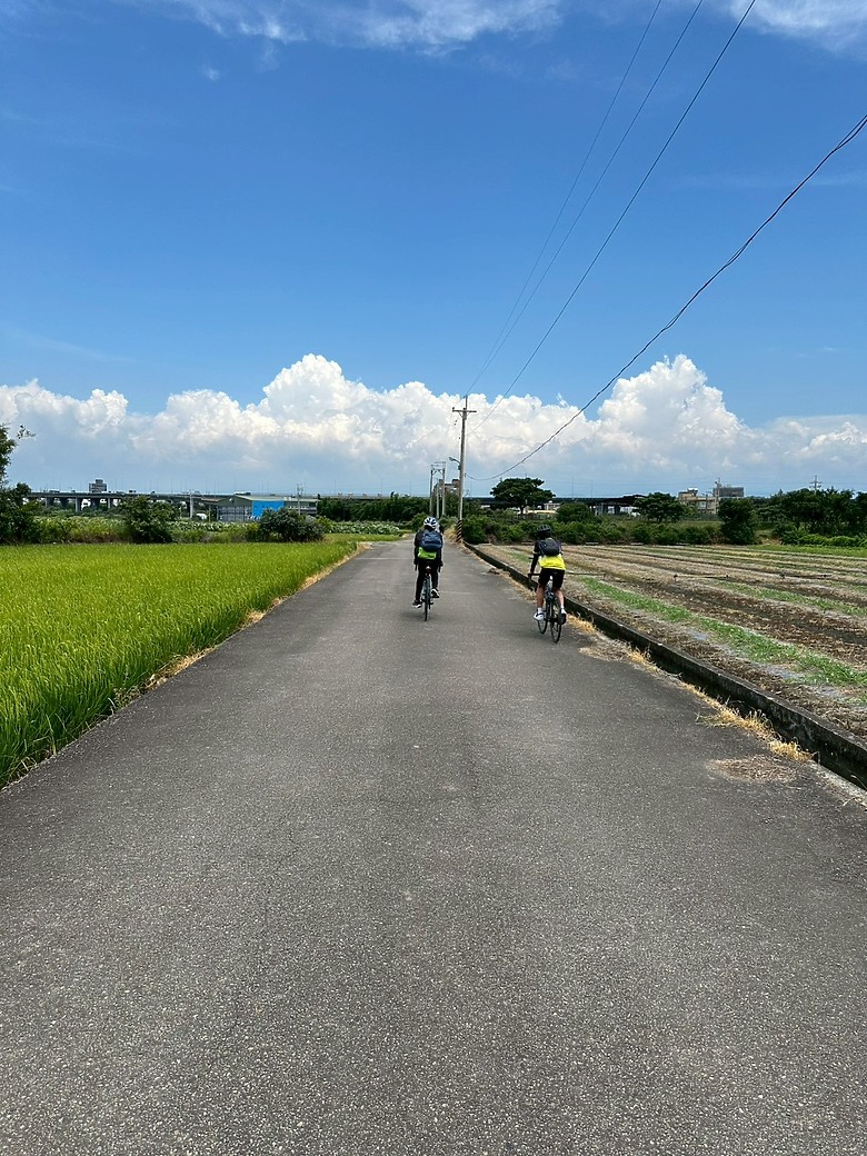 2025 腳踏車小白 專屬三個國中畢業生3天2夜的畢業旅行