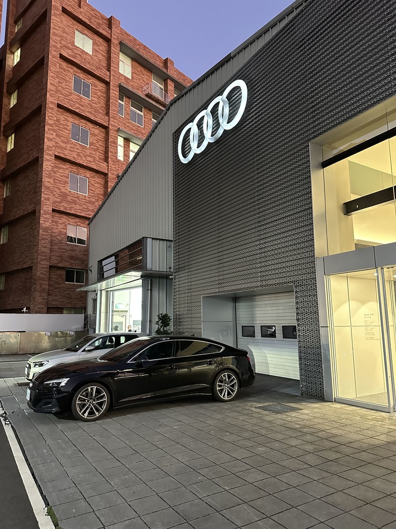==簡單開箱== Audi Q4 Sportback e-tron 45 Edition One 心得分享