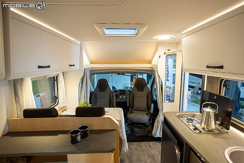 【採訪】Sunlight T58 露營車 398 萬元起正式上市,歐馬企業與桃園「彼德國際」合作成立首間經銷據點!