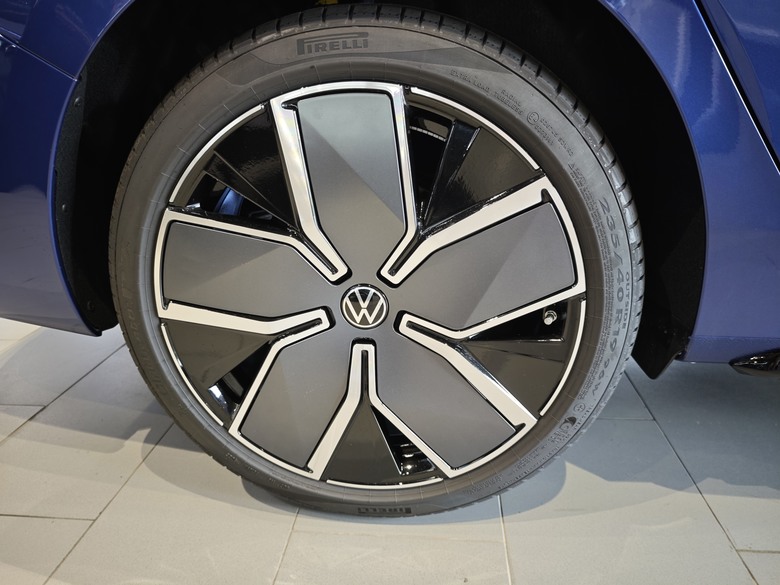 試乘VW Passat Variant 330TSI R-Line的心得分享(含All New Tiguan 330靜態賞車）