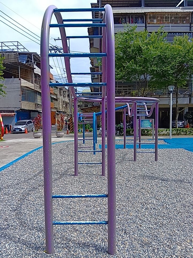 SHARP AQUOS wish5簡單開箱體驗