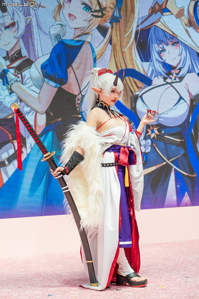 點我看大圖 韓國「撩慾系」RPG 手遊《遺忘之劍》前進漫博,祭超香互動與玩家同樂!