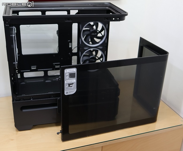 點我看大圖 創新L懸浮式進氣弧形玻璃 ASUS 華碩 Prime AP202 開箱