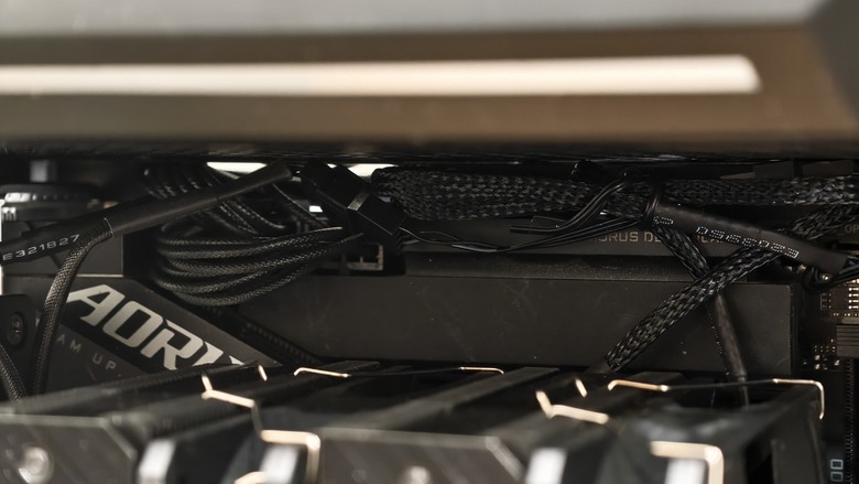 (舊殼開箱) 主打高風量的散熱布局，Fractal Design Torrent Compact & Nano開箱試用