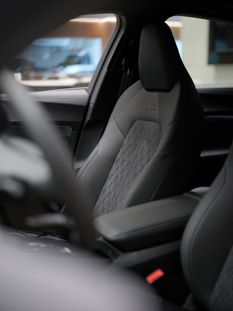 實車分享|Audi A5 TFSI S line|珍珠鋼鐵灰 Daytona Grey 6Y