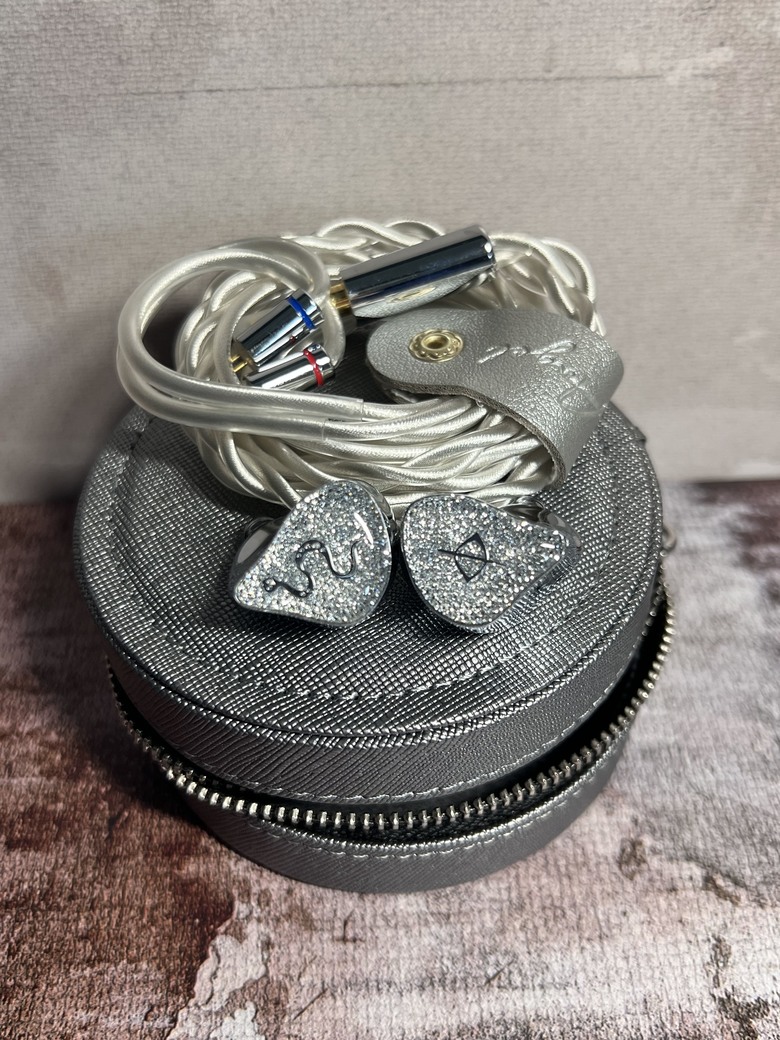 【心得】EarAcoustic Audio麗弦 銀天使 SPA-Hi End Ultra 入耳式耳機 評測