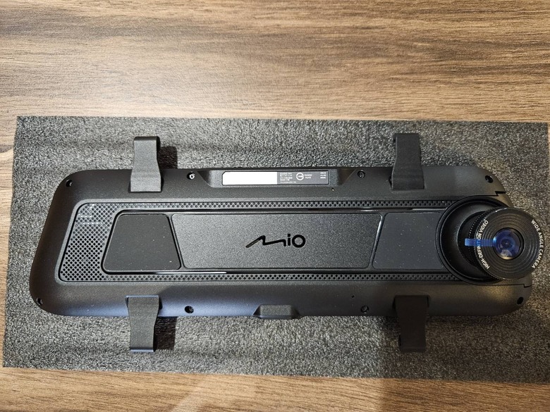3000多元入手 Mio D900後視鏡型 雙鏡頭 全屏觸控行車記錄器