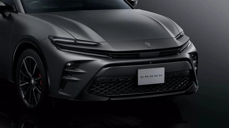 新年式 Toyota Crown Sport 價格更低了 還新增70週年紀念版!