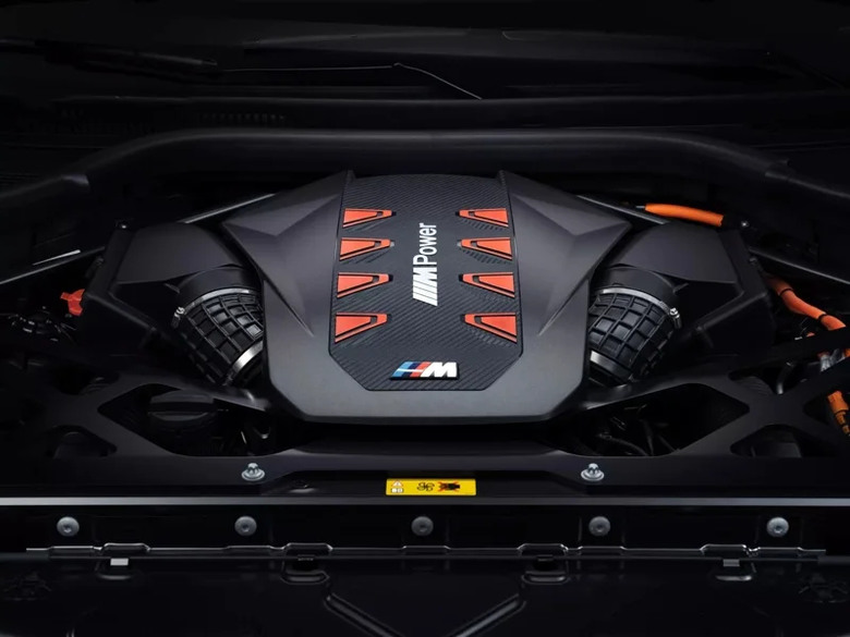 新年式BMW XM取消入門款 性能全面攻頂