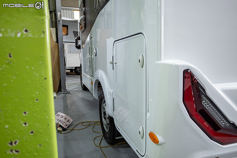 【採訪】Sunlight T58 露營車 398 萬元起正式上市,歐馬企業與桃園「彼德國際」合作成立首間經銷據點!