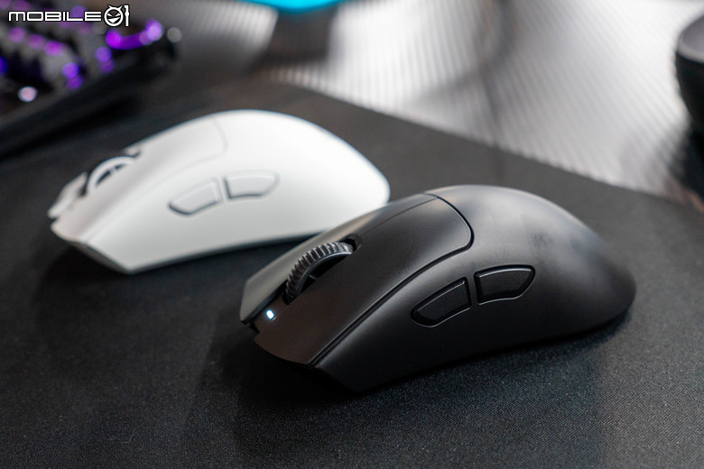 Razer DeathAdder V4 Pro 開箱試用 頂尖電競滑鼠性能再創顛峰之作