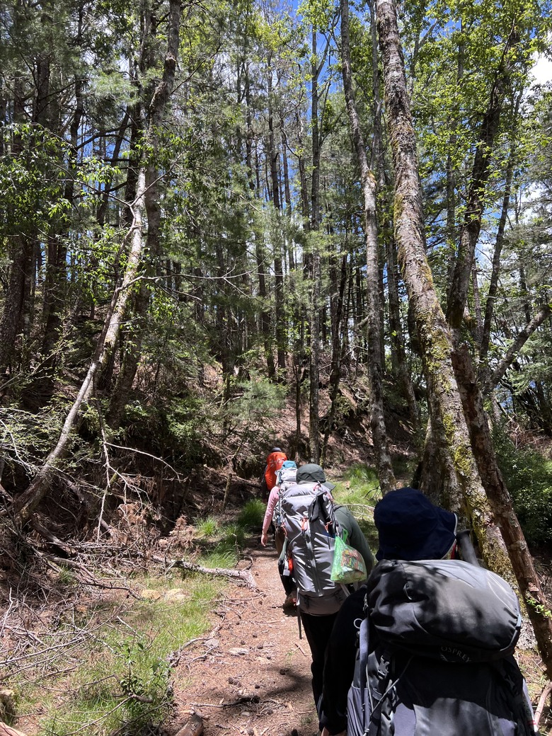 登鈴鳴閂山 ,被颱風追趕