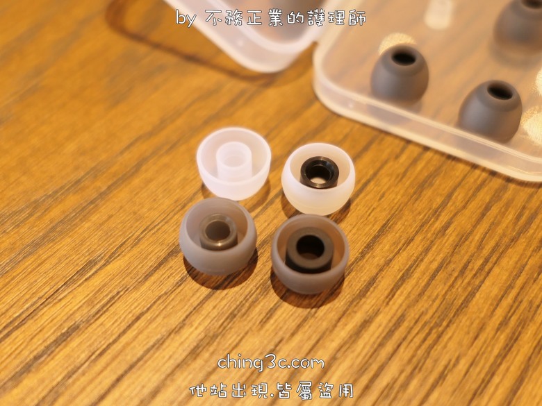 KEFINE 柯凡 Quatio 入耳式耳機：四單體圈鐵架構,可換濾音管、可換端子｜低調不失質感且配件超齊全！