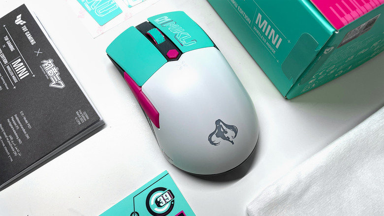 【阿洪開箱中】ASUS TUF Gaming × 初音未來 聯名電競套裝完整開箱!初音ミク Hatsune Miku (圖多)