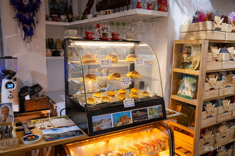 中壢輕食咖啡廳DIY手作-Art Wall Milla 米菈手工藝術 DIY Café，各式咖啡飲品及輕食甜點都非常棒，而且還能一秒讓你踏進夢幻繽紛的手作藝品世界！