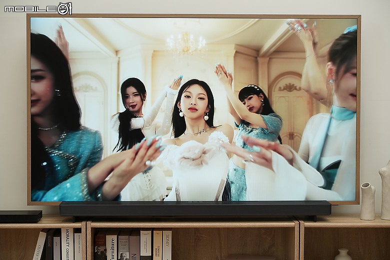 三星 The Frame Pro｜藝術走進日常，化身客廳中的美術館！畫質、抗反光全面進化！
