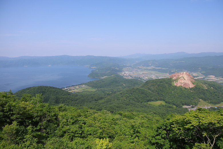 點我看大圖 夏日北海道自由行-洞爺+支笏湖篇(筒倉展望台/有珠山/遊覽船/夏日花火/登別地獄谷/支笏湖/Soul Store湯咖哩)