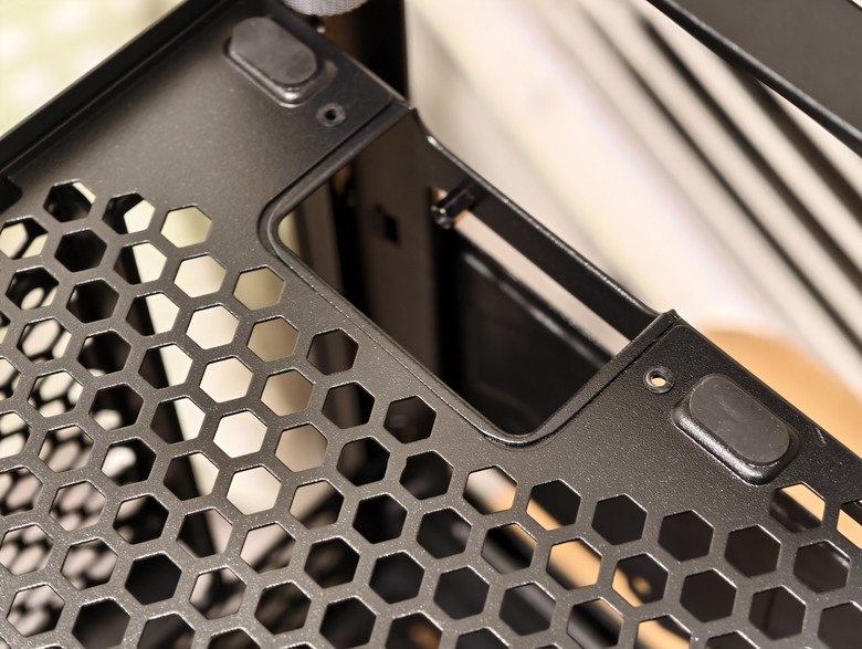 (舊殼開箱) 主打高風量的散熱布局，Fractal Design Torrent Compact & Nano開箱試用