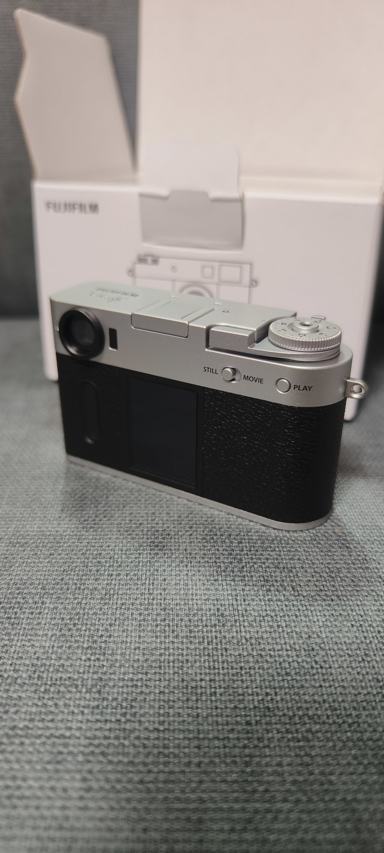 「開箱&分享」 FUJIFILM X half 真的是小巧可愛好攜帶
