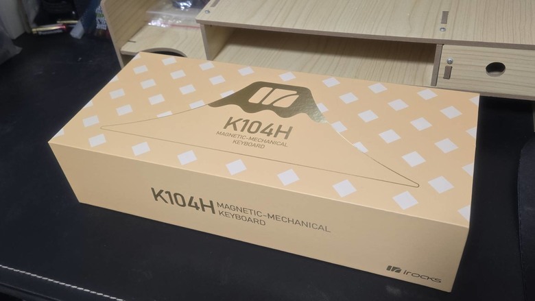 打GAME就用這把 Irocks K104H 65%磁軸鍵盤體驗心得