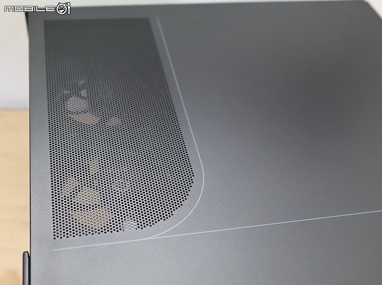 點我看大圖 創新L懸浮式進氣弧形玻璃 ASUS 華碩 Prime AP202 開箱