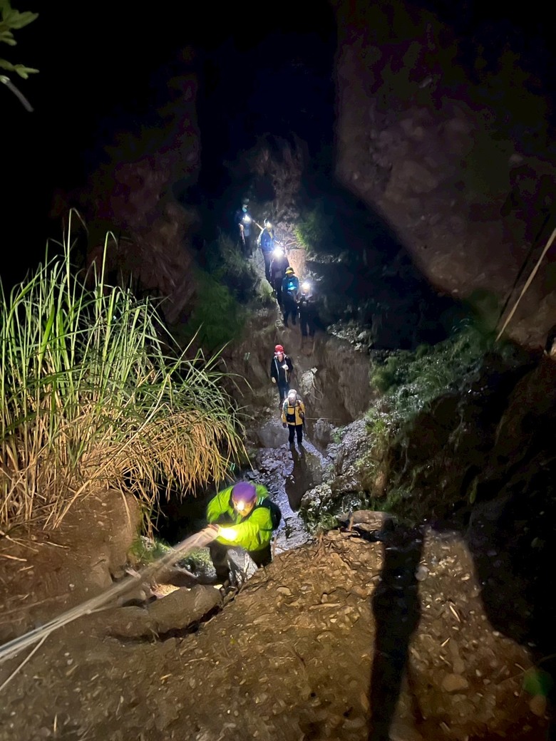 登鈴鳴閂山 ,被颱風追趕