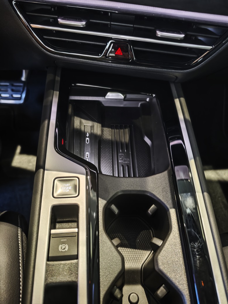 試乘VW Passat Variant 330TSI R-Line的心得分享(含All New Tiguan 330靜態賞車）