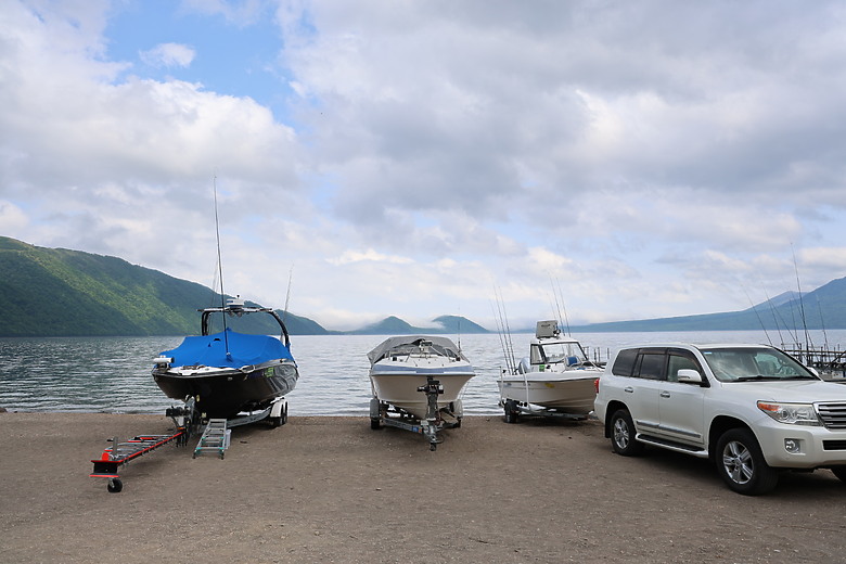 點我看大圖 夏日北海道自由行-洞爺+支笏湖篇(筒倉展望台/有珠山/遊覽船/夏日花火/登別地獄谷/支笏湖/Soul Store湯咖哩)