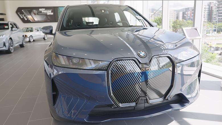 點我看大圖 不只拉皮,更是煥新!BMW iX 2025 改款試駕,700公里續航達成!