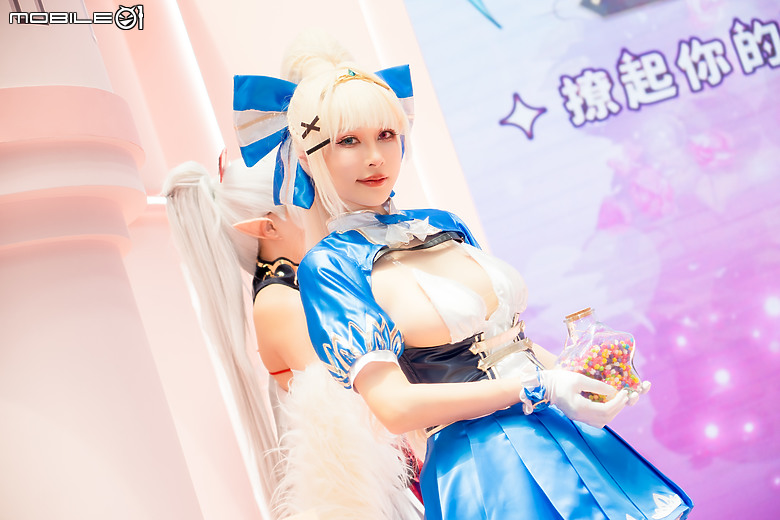 點我看大圖 韓國「撩慾系」RPG 手遊《遺忘之劍》前進漫博,祭超香互動與玩家同樂!