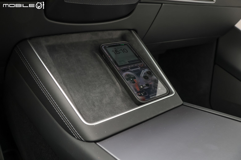 Tesla Model Y 小改款 Long Range AWD 試駕｜千里電耗實測、體驗其全面性的有感升級！