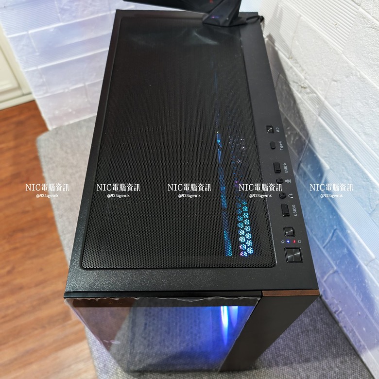 【開箱分享】打造性能與美學兼具的桌機 — darkFlash DS900 WOOD BLACK + 高階配置整機紀錄