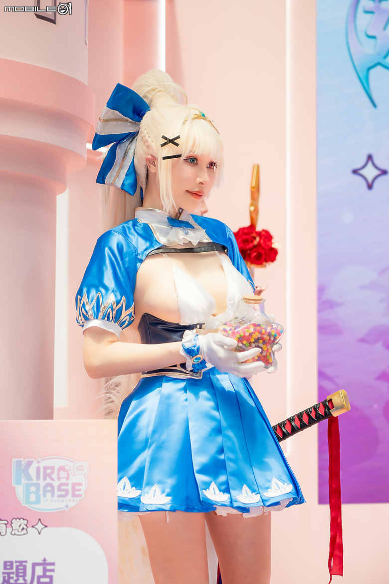 點我看大圖 韓國「撩慾系」RPG 手遊《遺忘之劍》前進漫博,祭超香互動與玩家同樂!