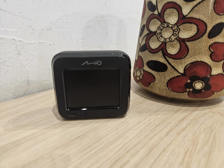 便宜但夠用!MIO C430 Pro 行車紀錄器開箱心得